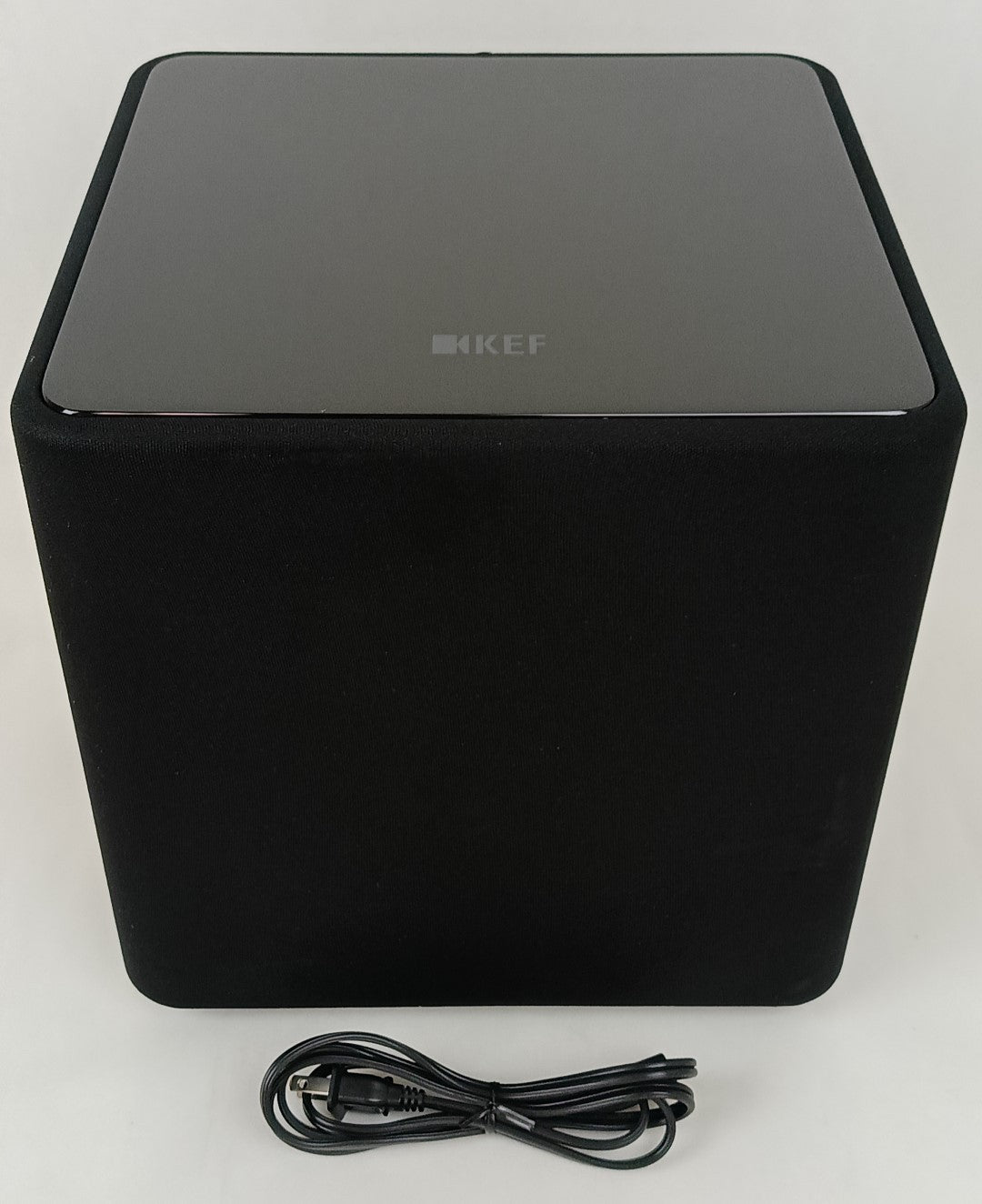 KEF Kube 8 MIE 8" Compact Powered Subwoofer Black