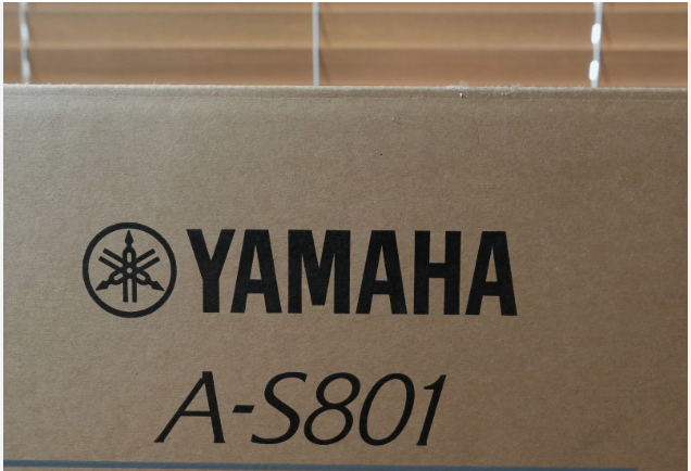 Yamaha A-S801 320W 2-Channel Integrated Amplifier USB DAC 100W  Black